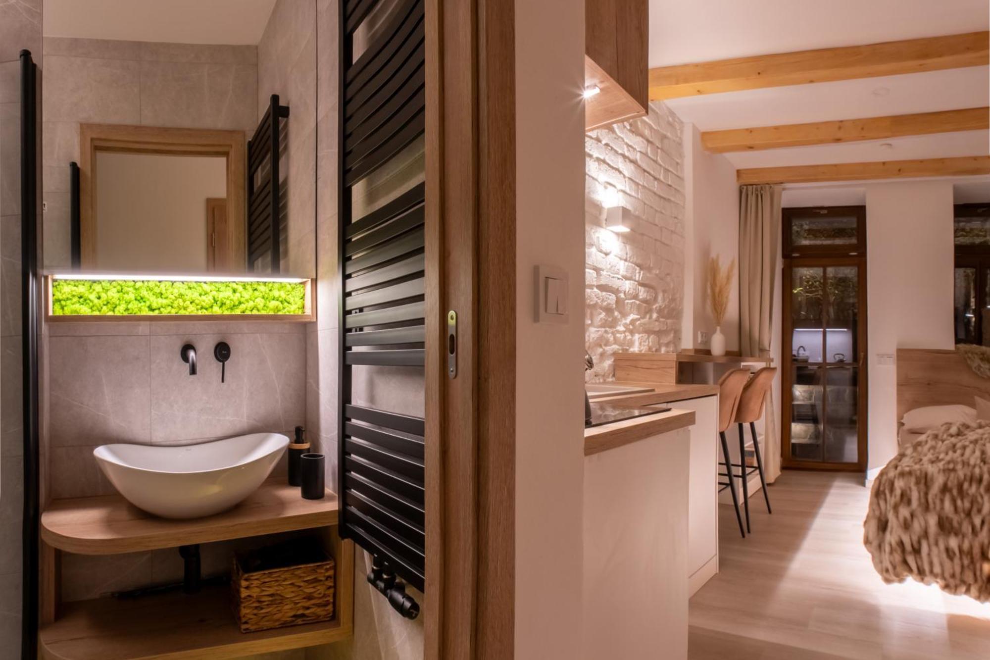 White Wolf Boutique Apartments Olomouc Eksteriør billede