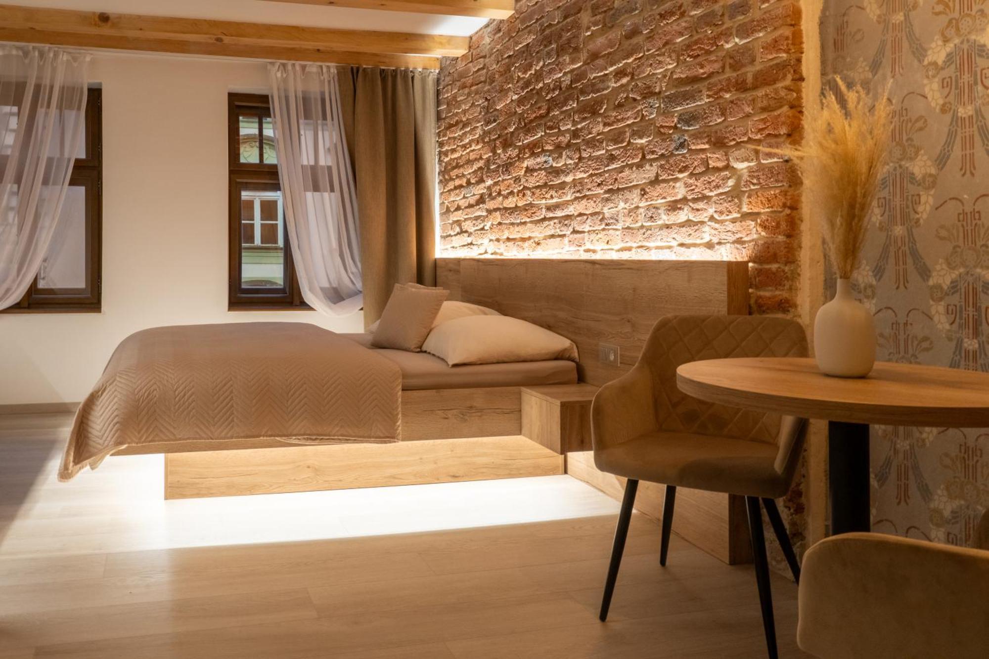 White Wolf Boutique Apartments Olomouc Eksteriør billede